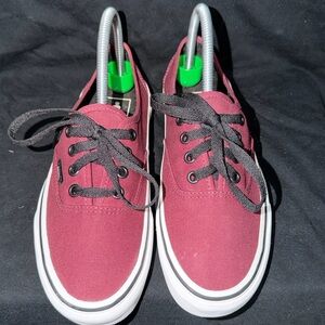 Vans Burgundy Canvas Sneakers Sz 5.5 with Black Laces